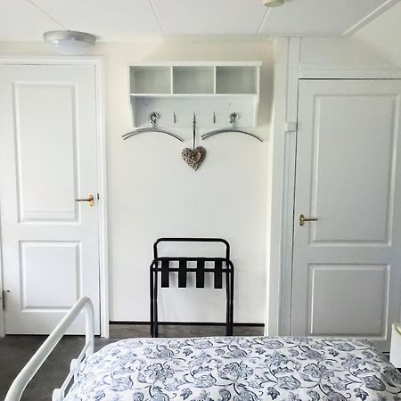 Prive Tuinhuis B&B Elly Sint Pancras Ngoại thất bức ảnh